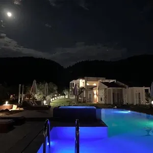 Castella Apartament Vourvourou